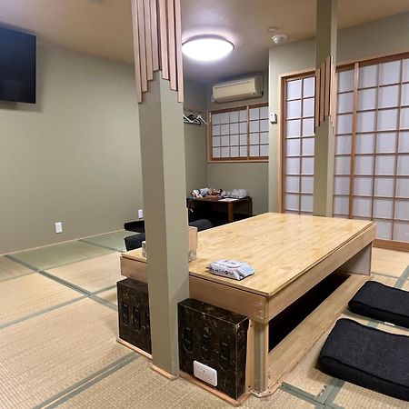 Wafu Ryokan Uehonmachi Осака Екстер'єр фото