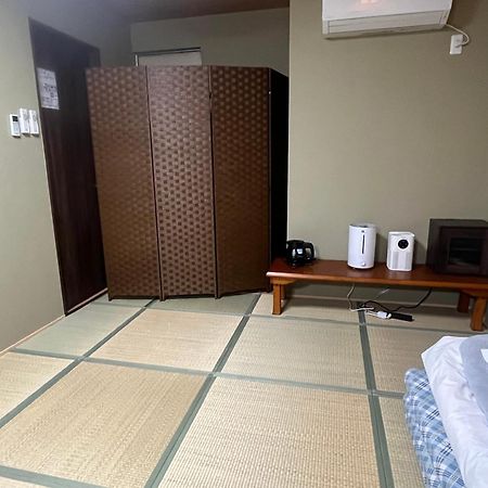 Wafu Ryokan Uehonmachi Осака Екстер'єр фото