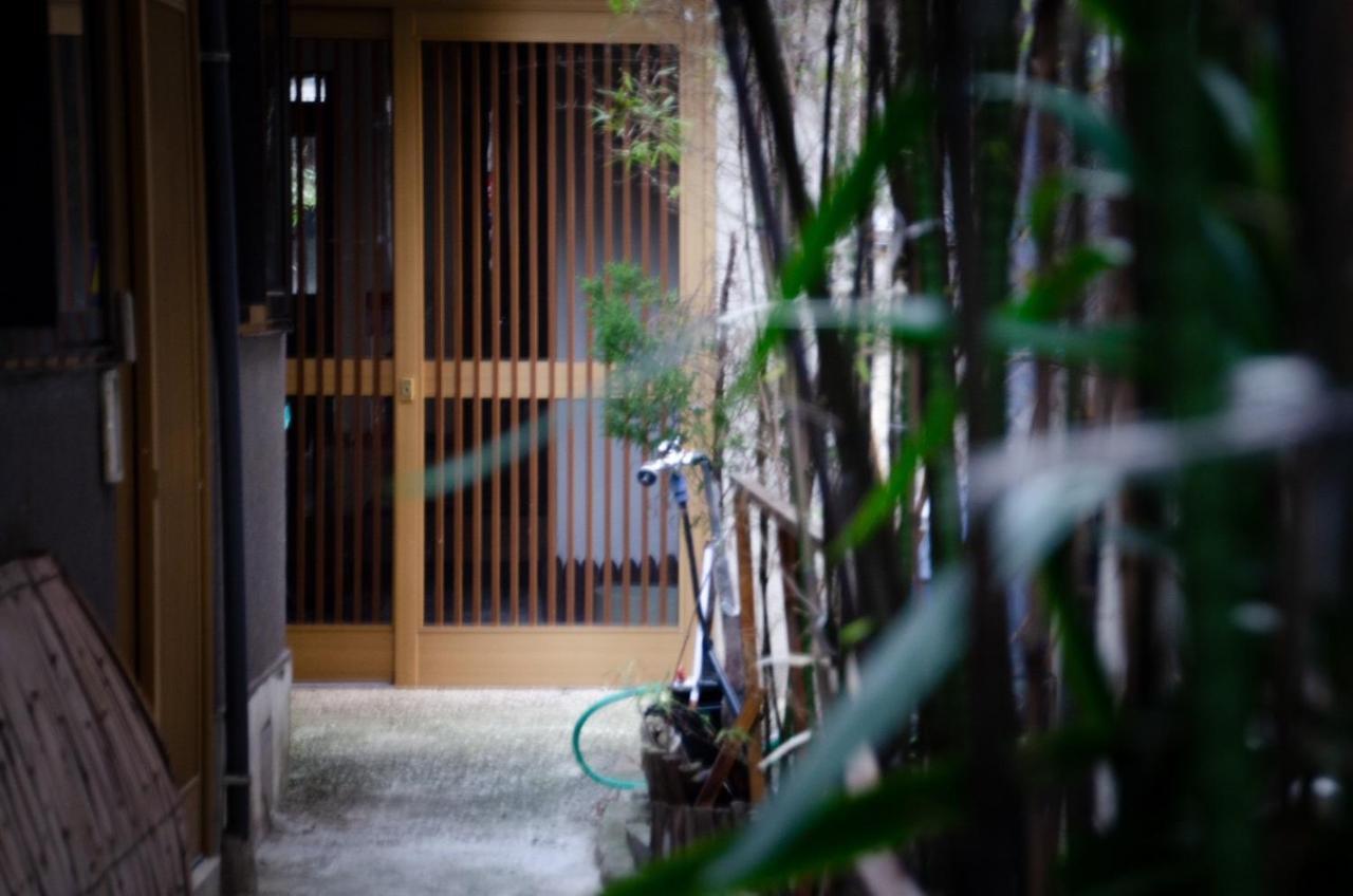 Wafu Ryokan Uehonmachi Осака Екстер'єр фото
