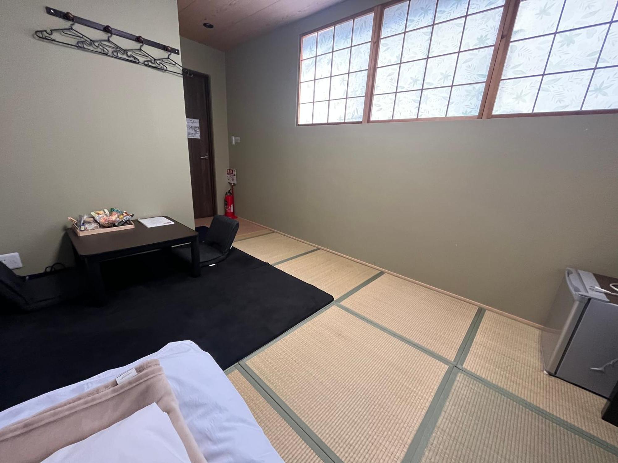 Wafu Ryokan Uehonmachi Осака Екстер'єр фото