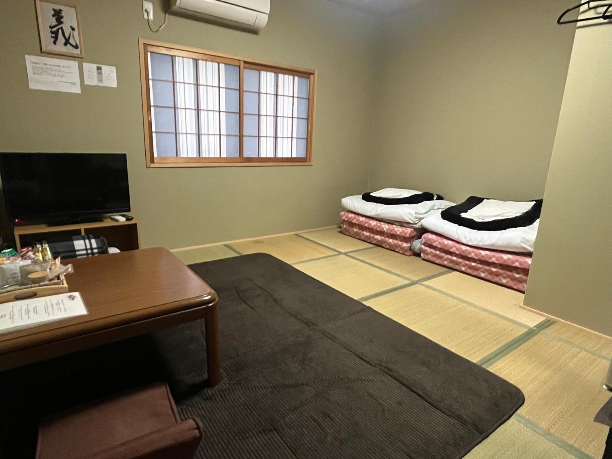 Wafu Ryokan Uehonmachi Осака Екстер'єр фото