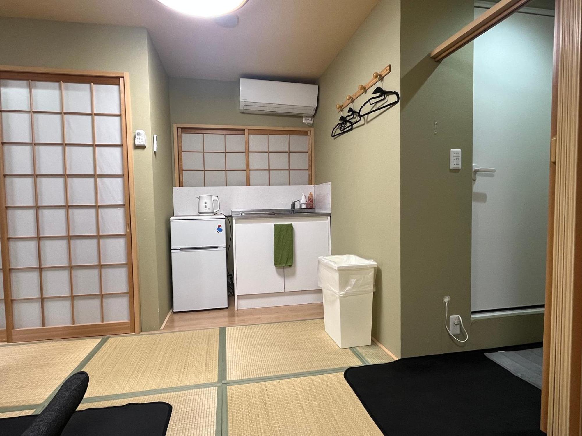 Wafu Ryokan Uehonmachi Осака Екстер'єр фото