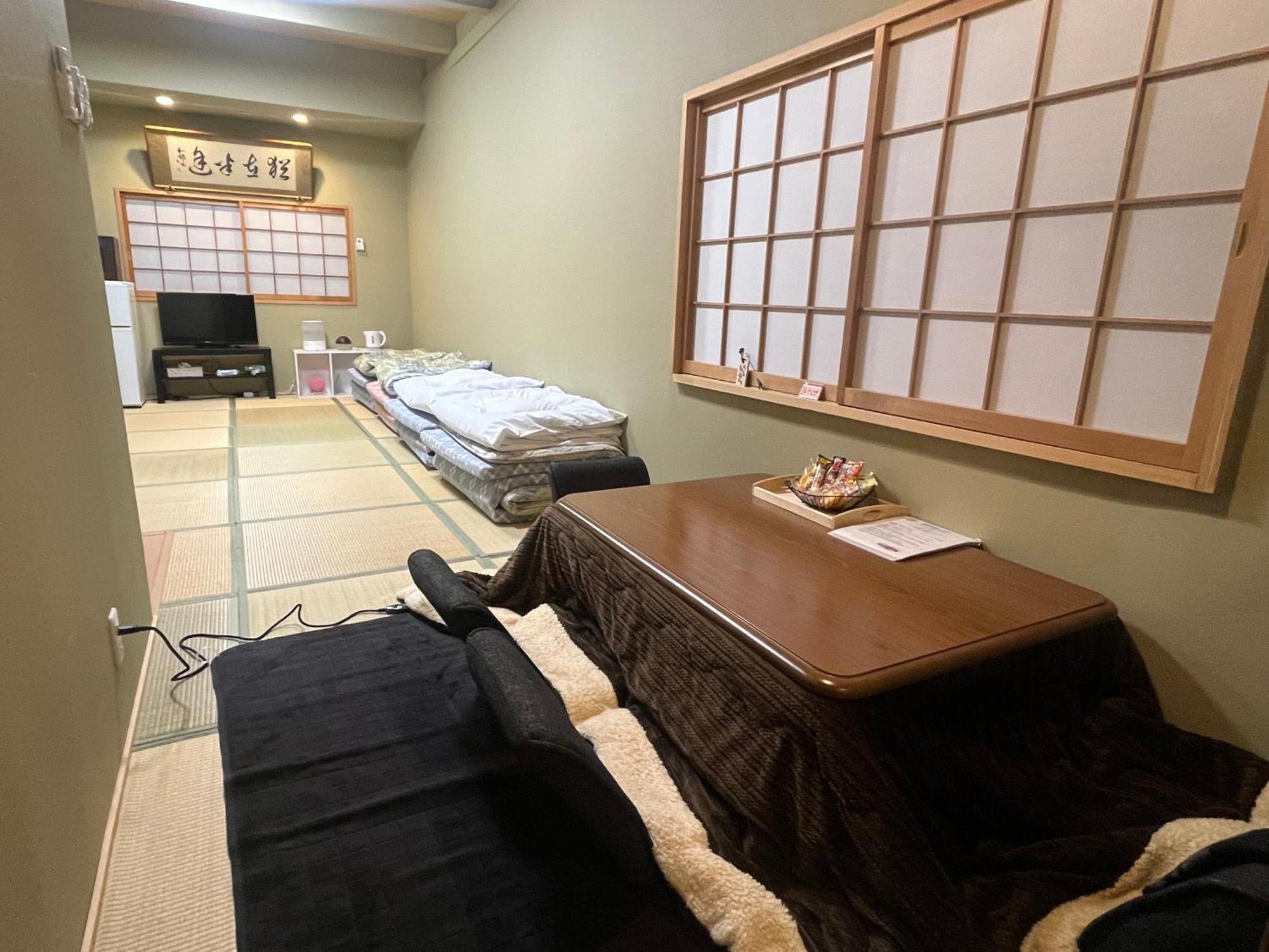 Wafu Ryokan Uehonmachi Осака Екстер'єр фото