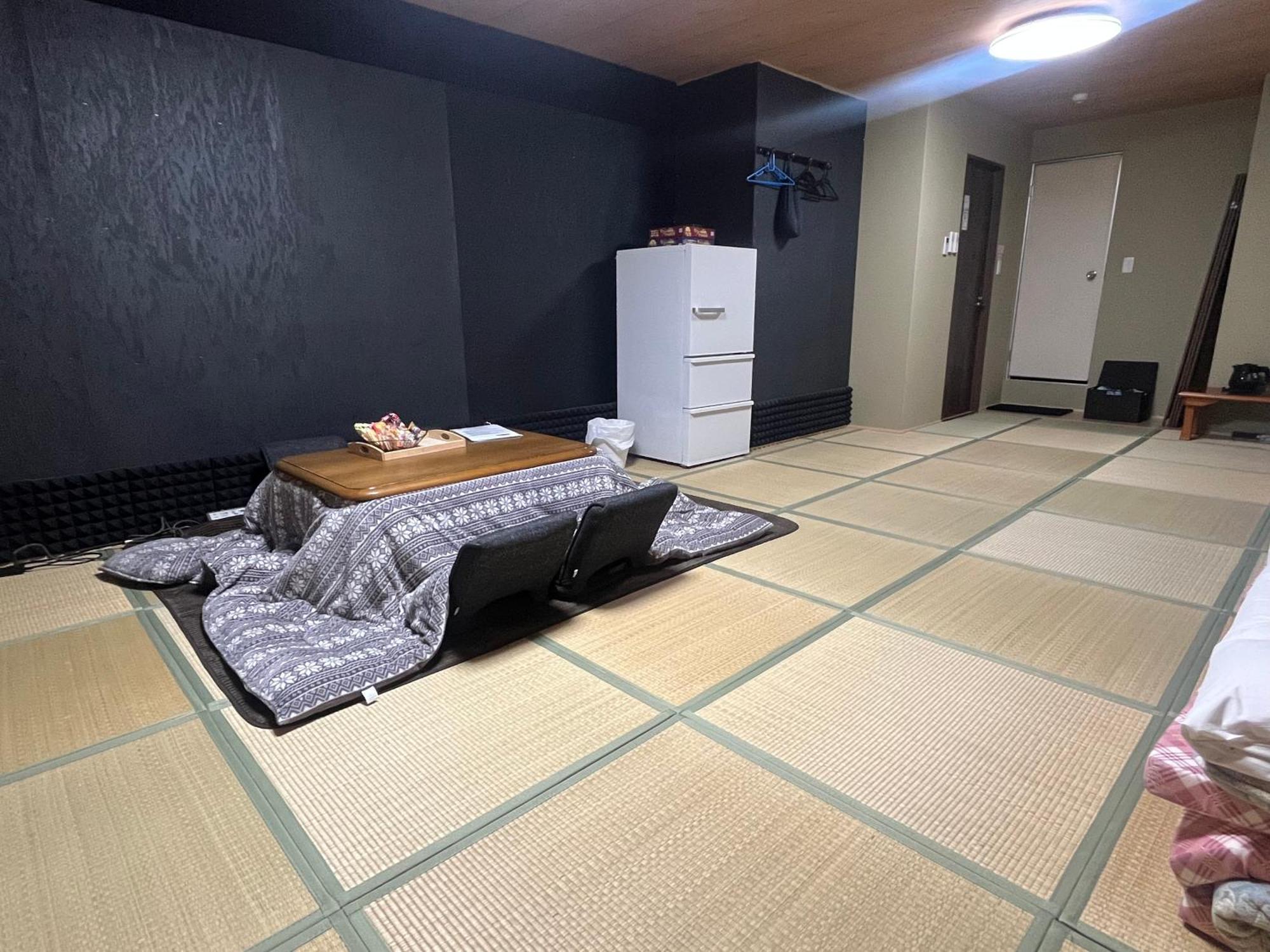 Wafu Ryokan Uehonmachi Осака Екстер'єр фото